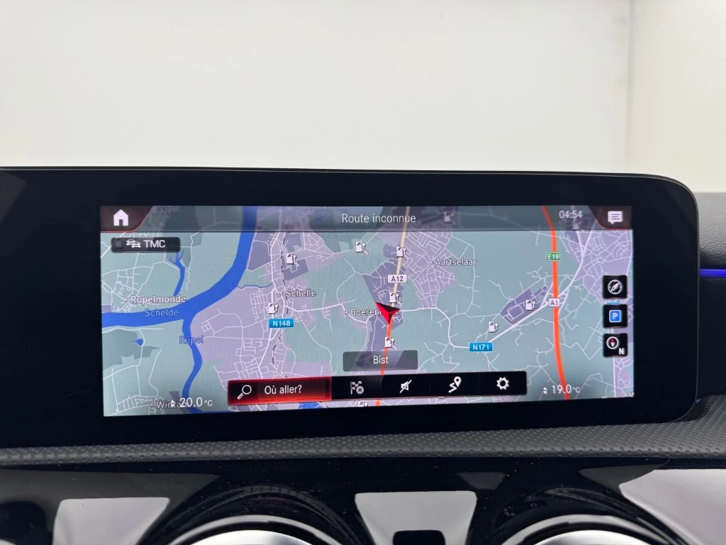 Mercedes-Benz A 250 E AMG 9