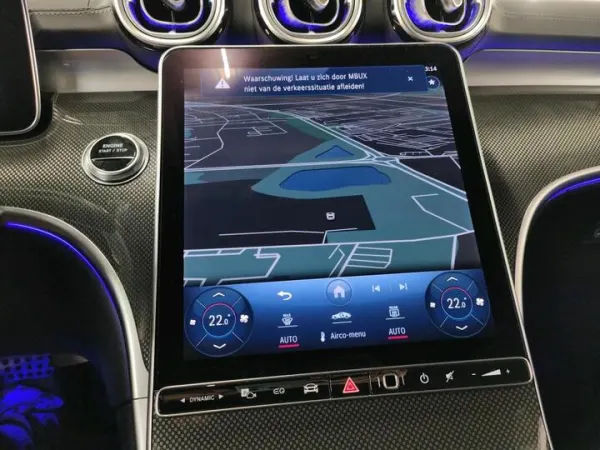 Mercedes-Benz C 300 e AMG Line 6