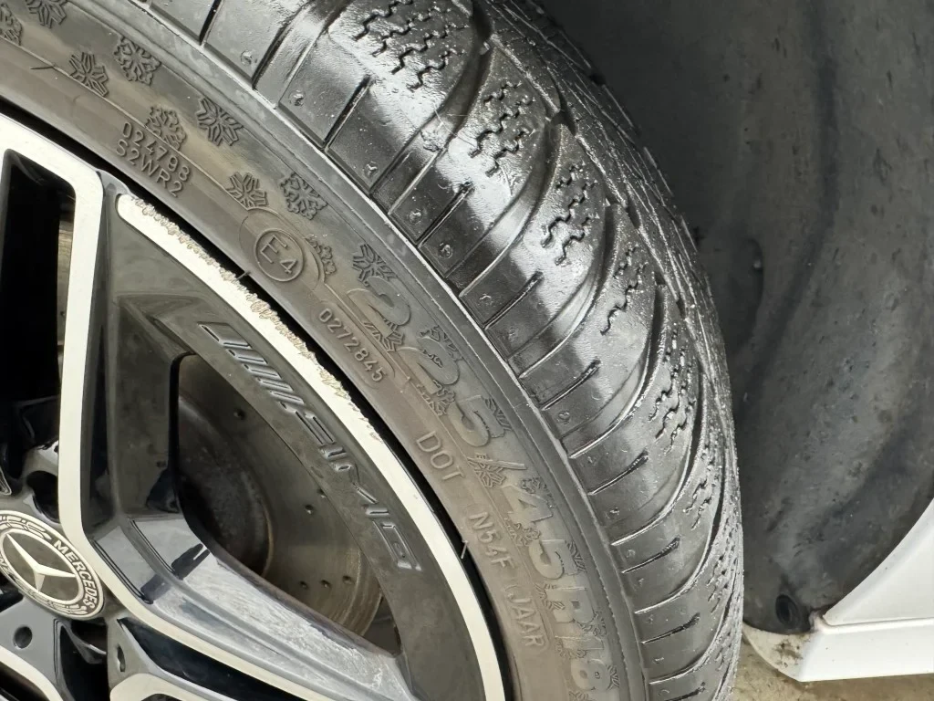 Mercedes-Benz A 250 E AMG 12