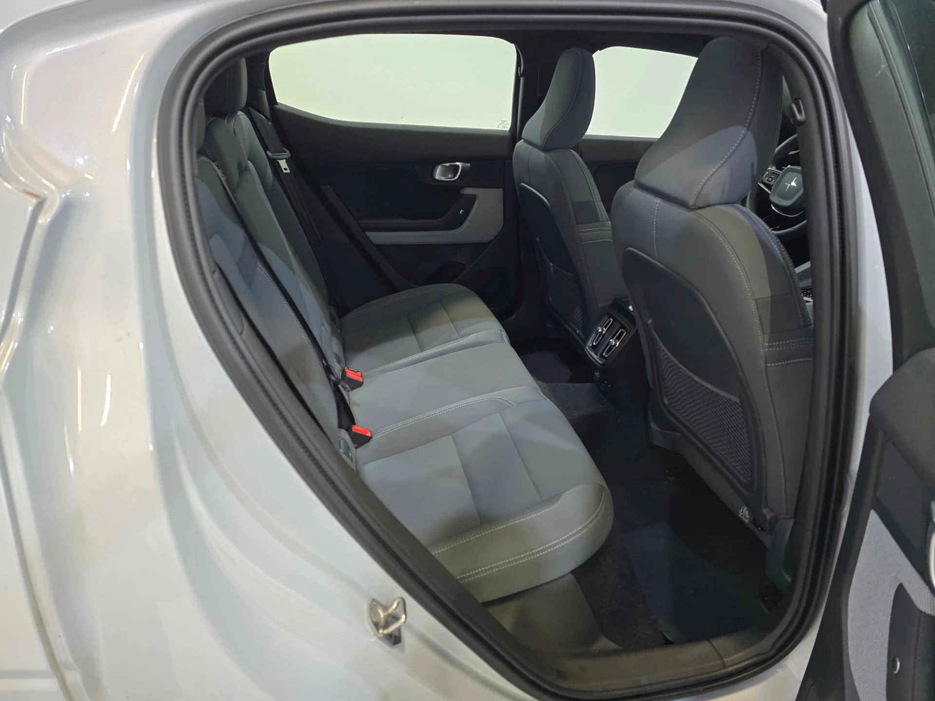 Polestar 2 2 Dual 408Hp 4x4 Pilot+ Pano LED-Xenon Virtual Harman/Kardon Sport-Seats KeylessGo Camera Klima PDC 8