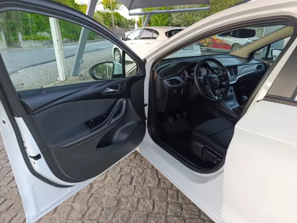 Opel Astra Sports Tourer 1.0 Dynamic S/S (2016-2017) 5