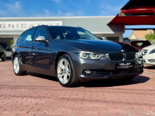 BMW 320 xDrive Auto 5
