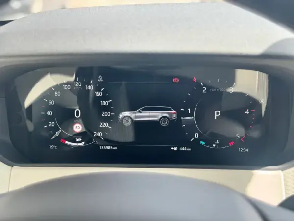 Land Rover Range Rover Velar 2.0 D200 AWD Dynamic SE 31