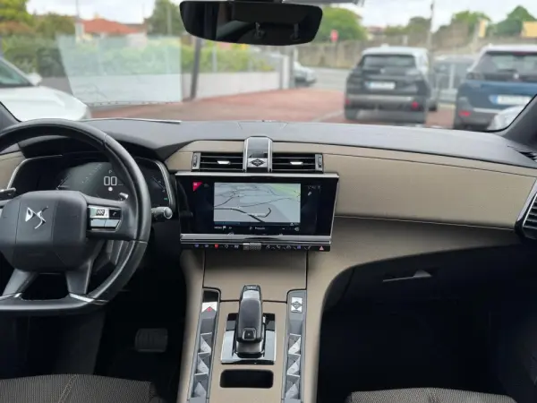 DS DS7 Crossback 1.5 BlueHDi So Chic EAT8 10
