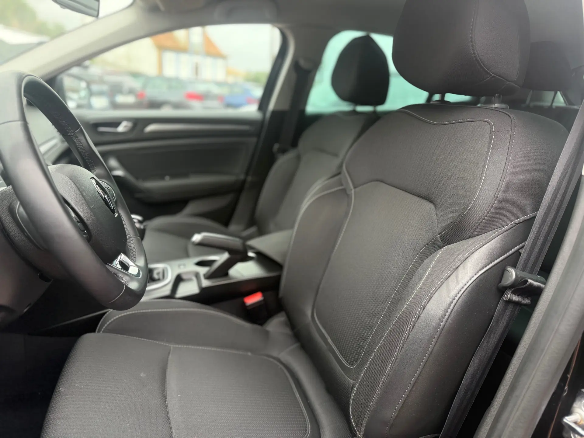 Renault Mégane 1.5 Blue dCi Intens 16