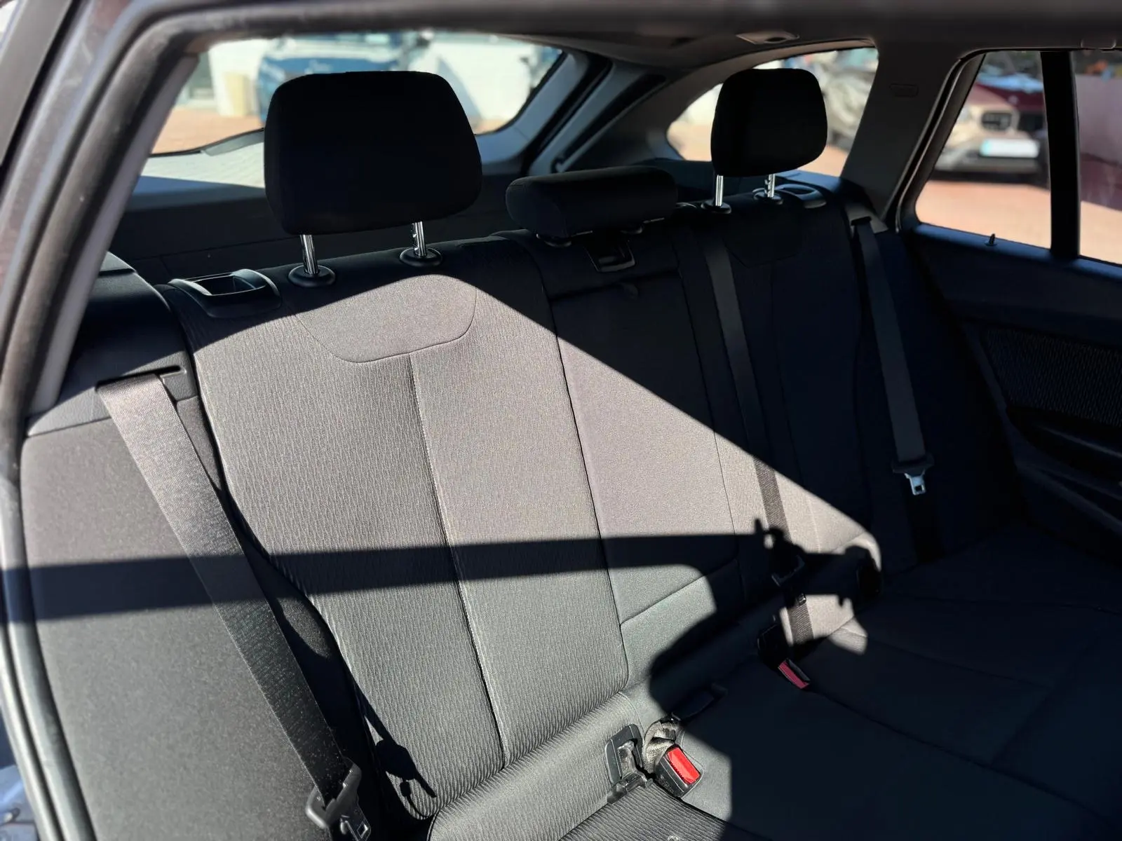 BMW 320 xDrive Auto 26