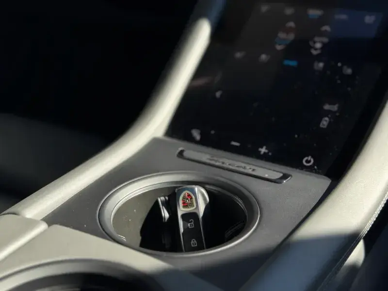 Porsche Taycan Turbo 15