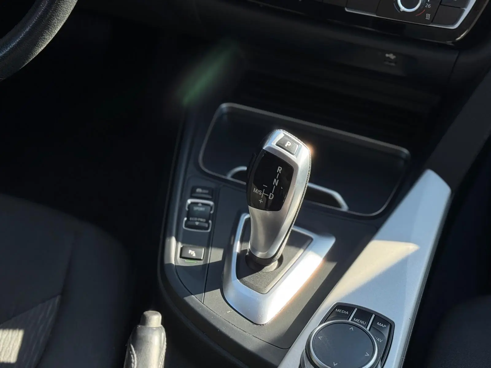 BMW 320 xDrive Auto 22