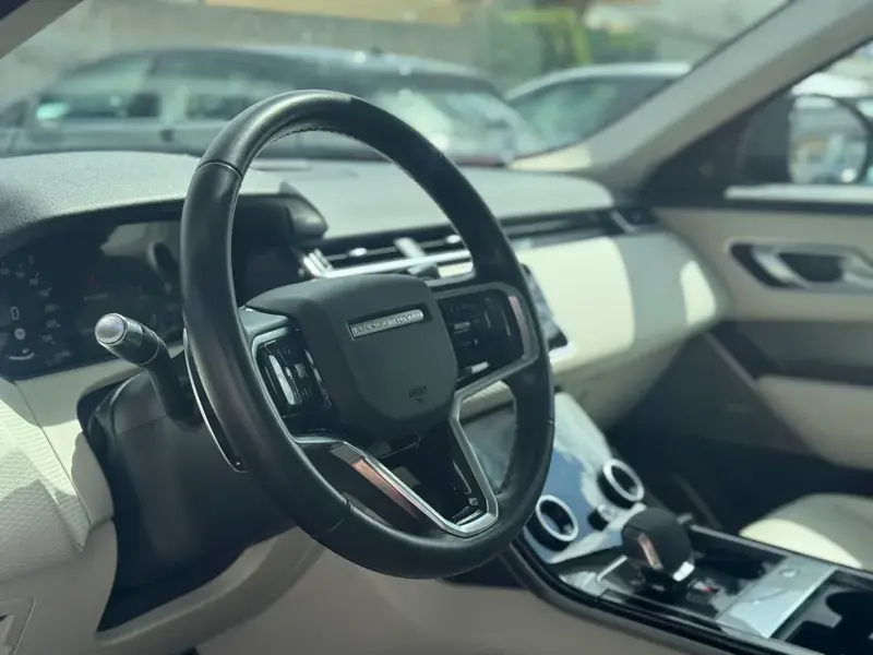 Land Rover Range Rover Velar 2.0 D200 AWD Dynamic SE 19