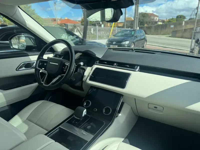 Land Rover Range Rover Velar 2.0 D200 AWD Dynamic SE 30