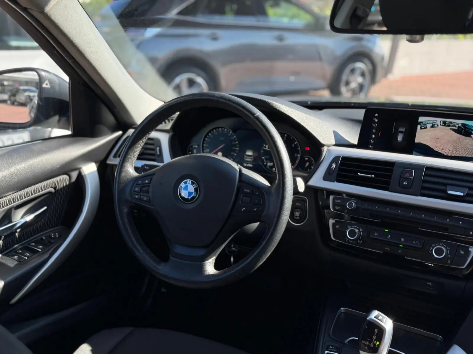 BMW 320 xDrive Auto 16