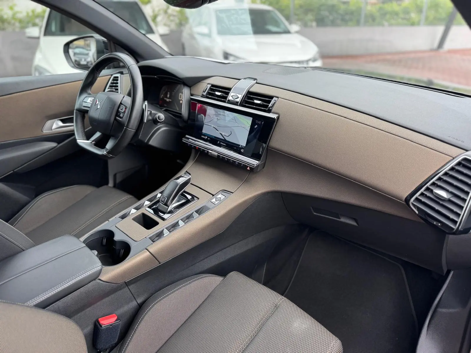 DS DS7 Crossback 1.5 BlueHDi So Chic EAT8 18