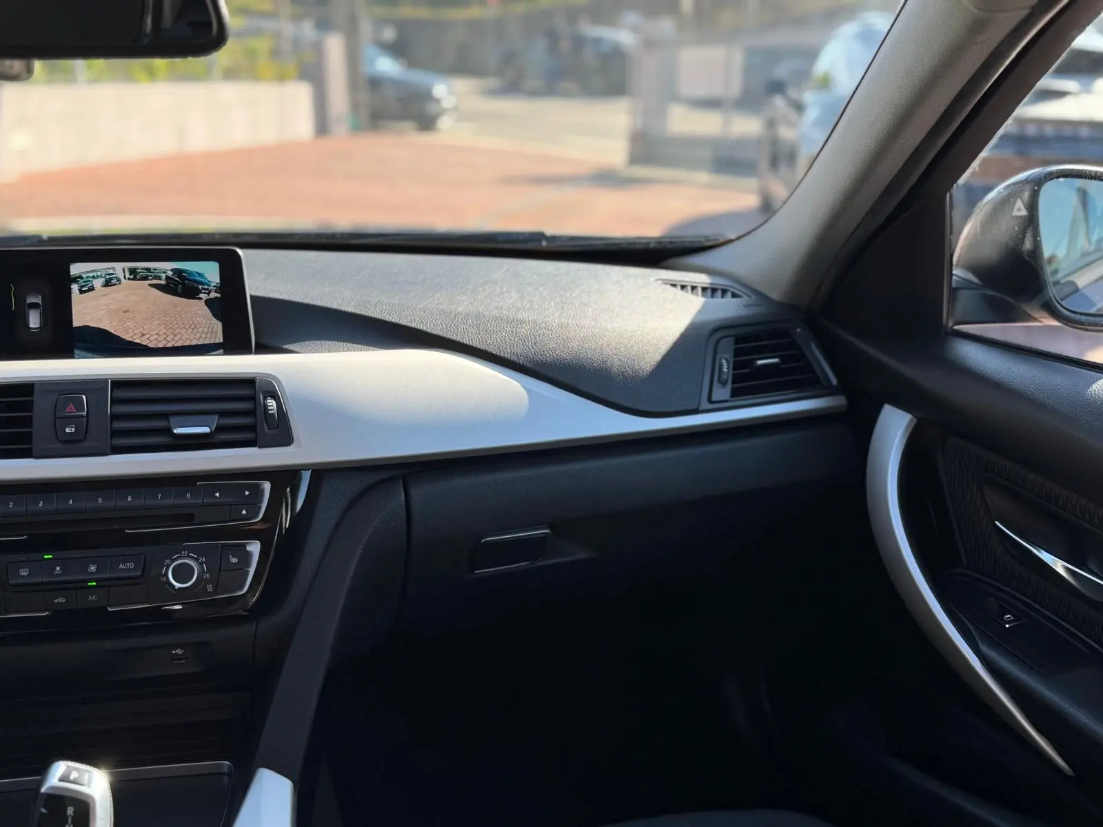 BMW 320 xDrive Auto 18