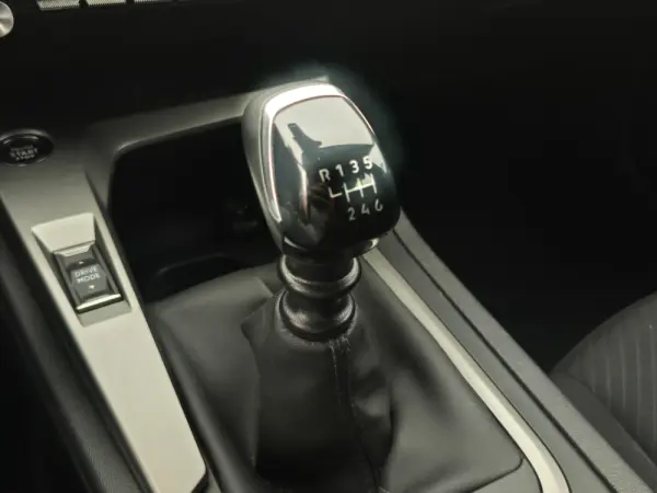 Peugeot 308 SW BlueHDi 130 Active Pack 21