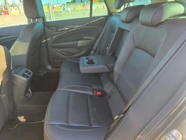 Opel Insignia Sports Tourer 1.6 CDTi Business Edition Auto 31