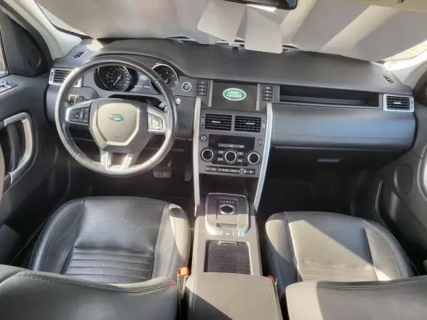 Land Rover Discovery Sport 2.0 TD4 HSE Luxury 7L Auto 12