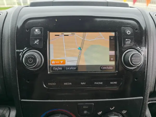 Citroën Jumpy 2.0 BlueHDi M Confort Semi-Vidrado 17