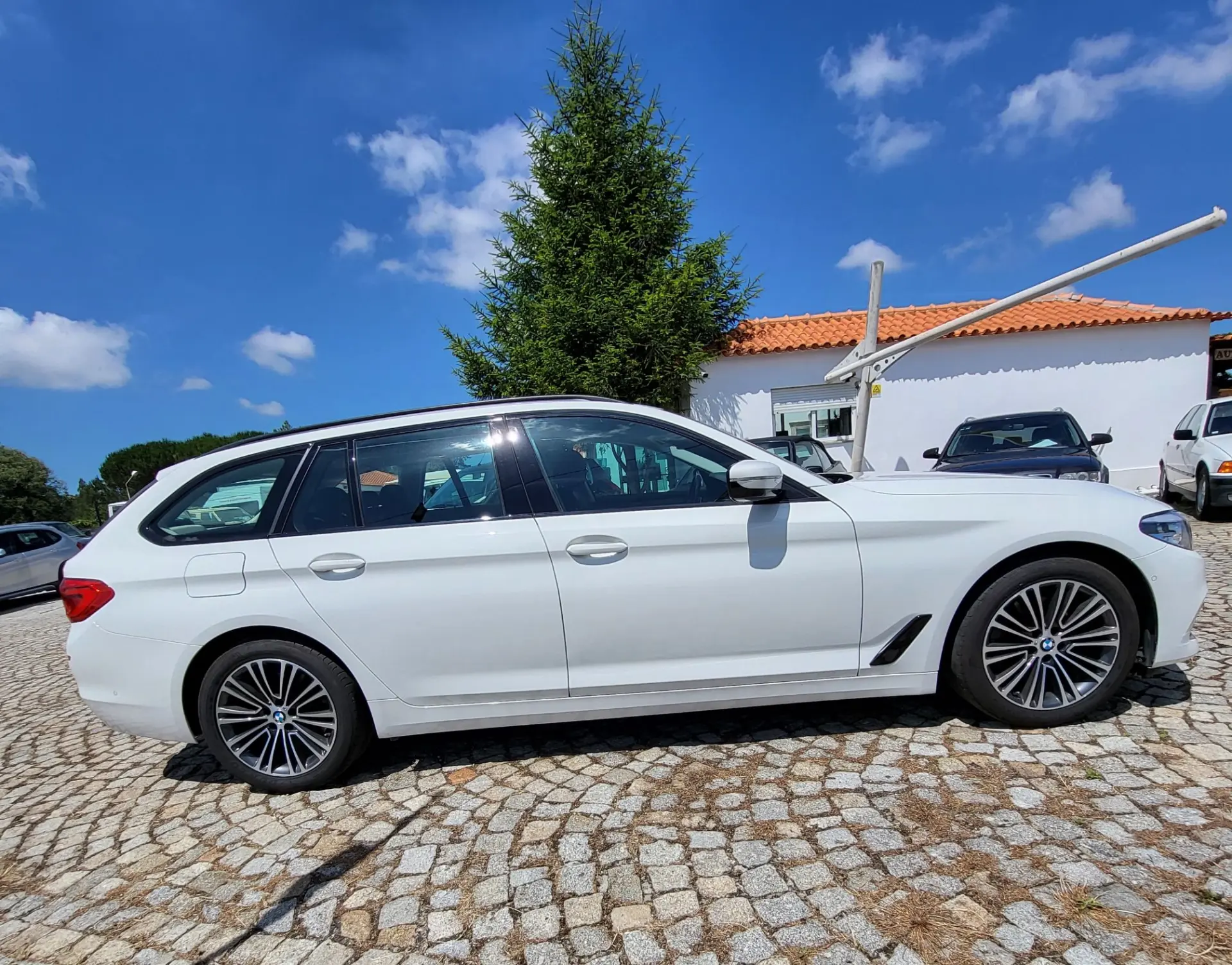 BMW 520 Line Sport Auto 11
