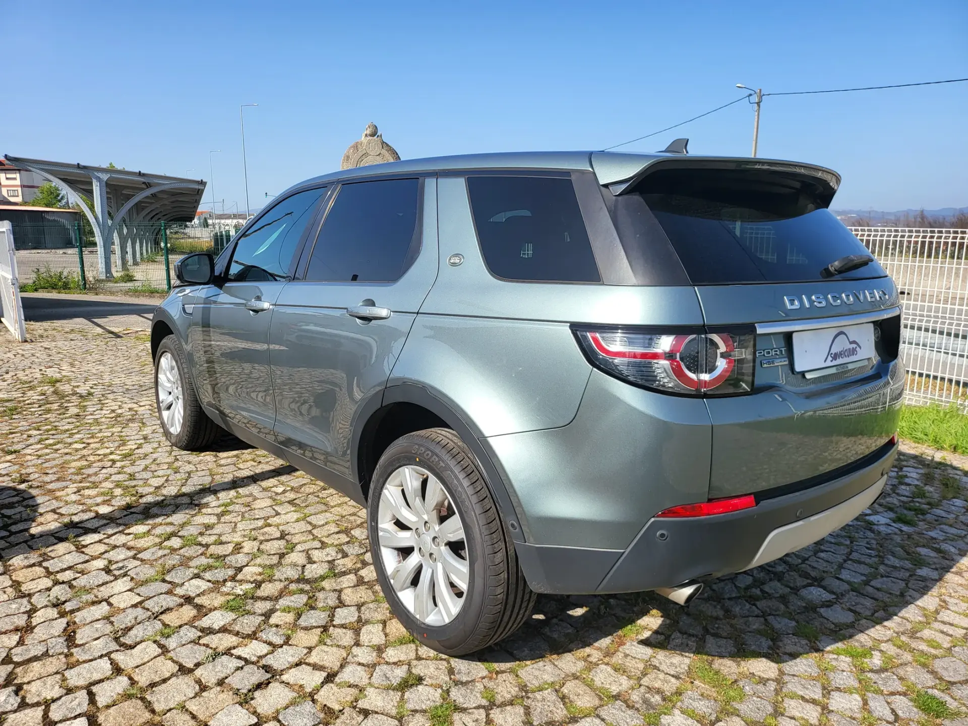 Land Rover Discovery Sport 2.0 TD4 HSE Luxury 7L Auto 4