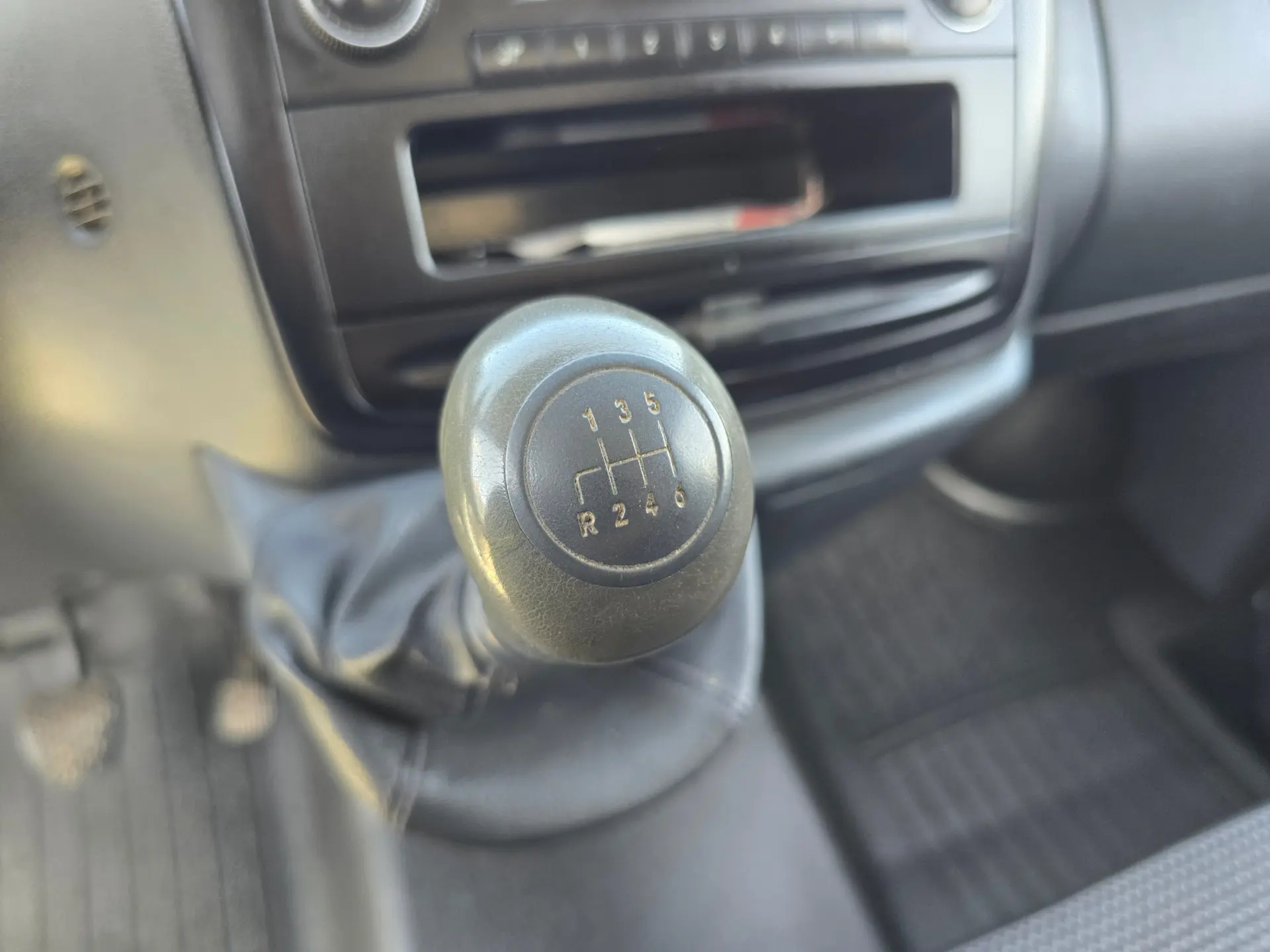 Mercedes-Benz Vito Longa 18