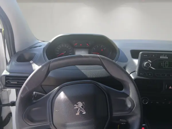 Peugeot Partner 1.6 BlueHDi Confort 7