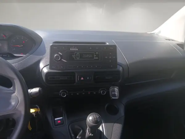 Peugeot Partner 1.6 BlueHDi Confort 8