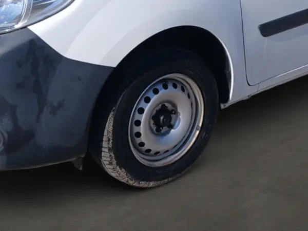 Renault Kangoo MAXI 90CV 3 LUGARES 8