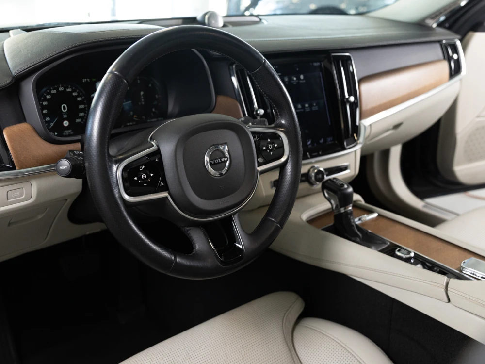 Volvo V90 D5 Inscription AWD Geartronic 18