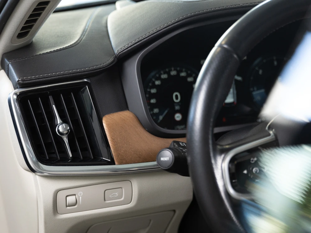 Volvo V90 D5 Inscription AWD Geartronic 17