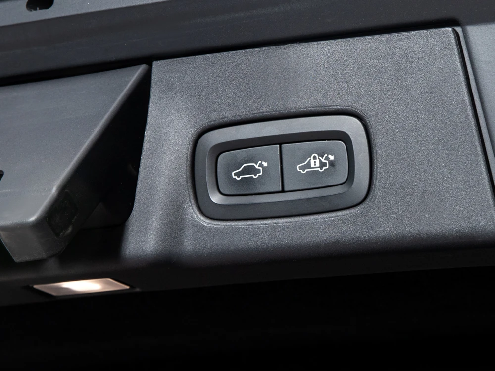 Volvo V90 D5 Inscription AWD Geartronic 5