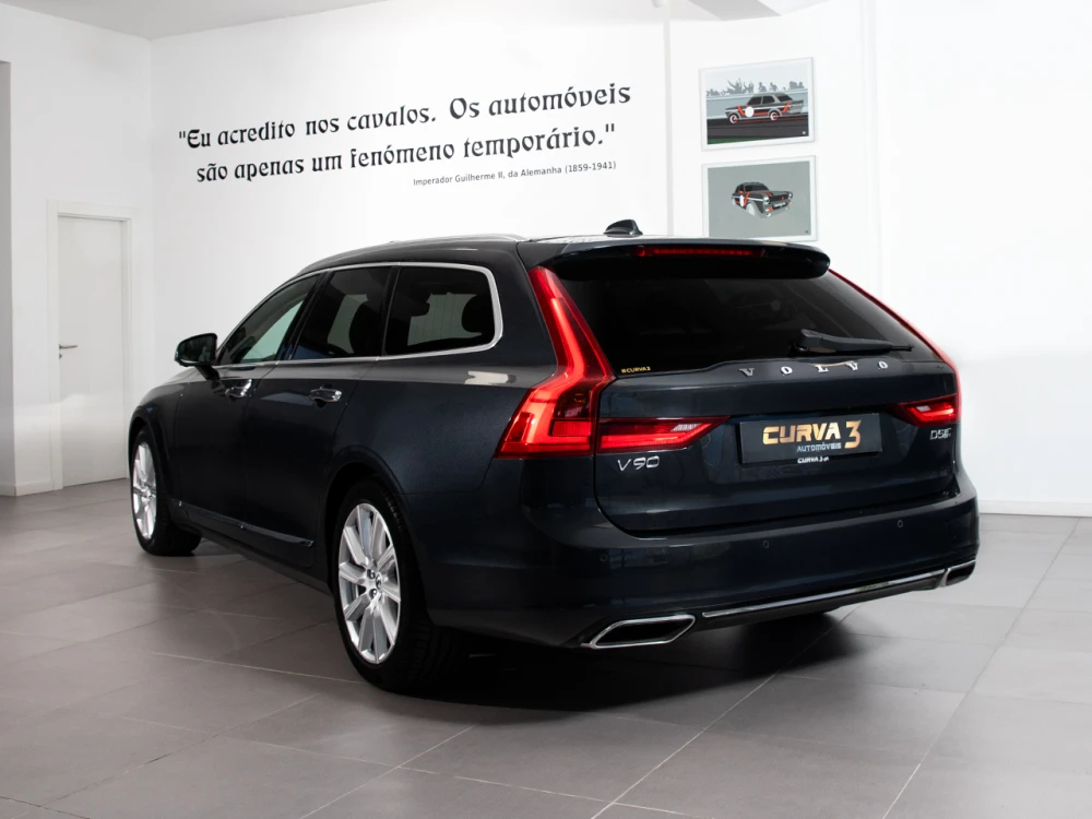 Volvo V90 D5 Inscription AWD Geartronic 4