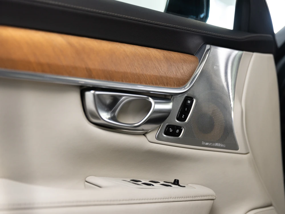 Volvo V90 D5 Inscription AWD Geartronic 15