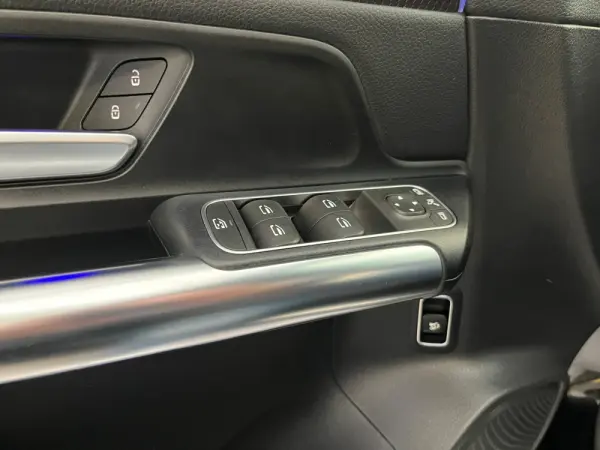 Mercedes-Benz EQA 250 Progressive 14