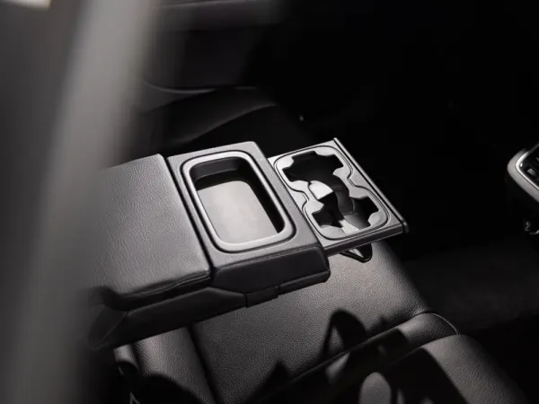 Volvo V90 2.0 D5 Momentum AWD Geartronic 16