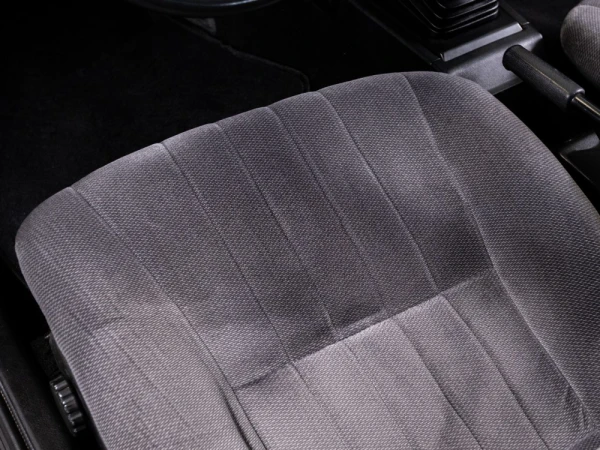 Toyota Corolla Coupe GT (AE86) 15