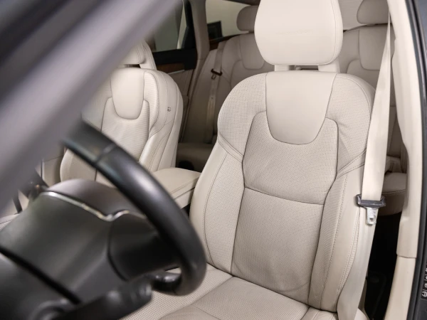 Volvo V90 D5 Inscription AWD Geartronic 26