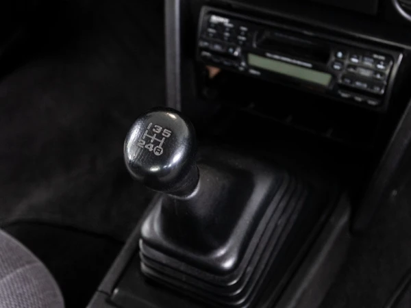 Toyota Corolla Coupe GT (AE86) 14