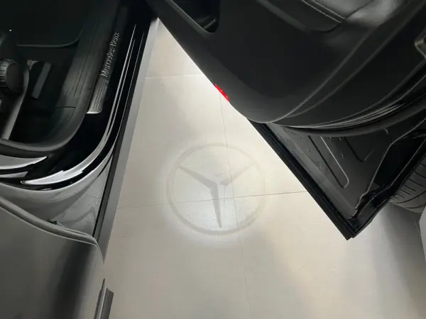 Mercedes-Benz EQA 250 Progressive 8