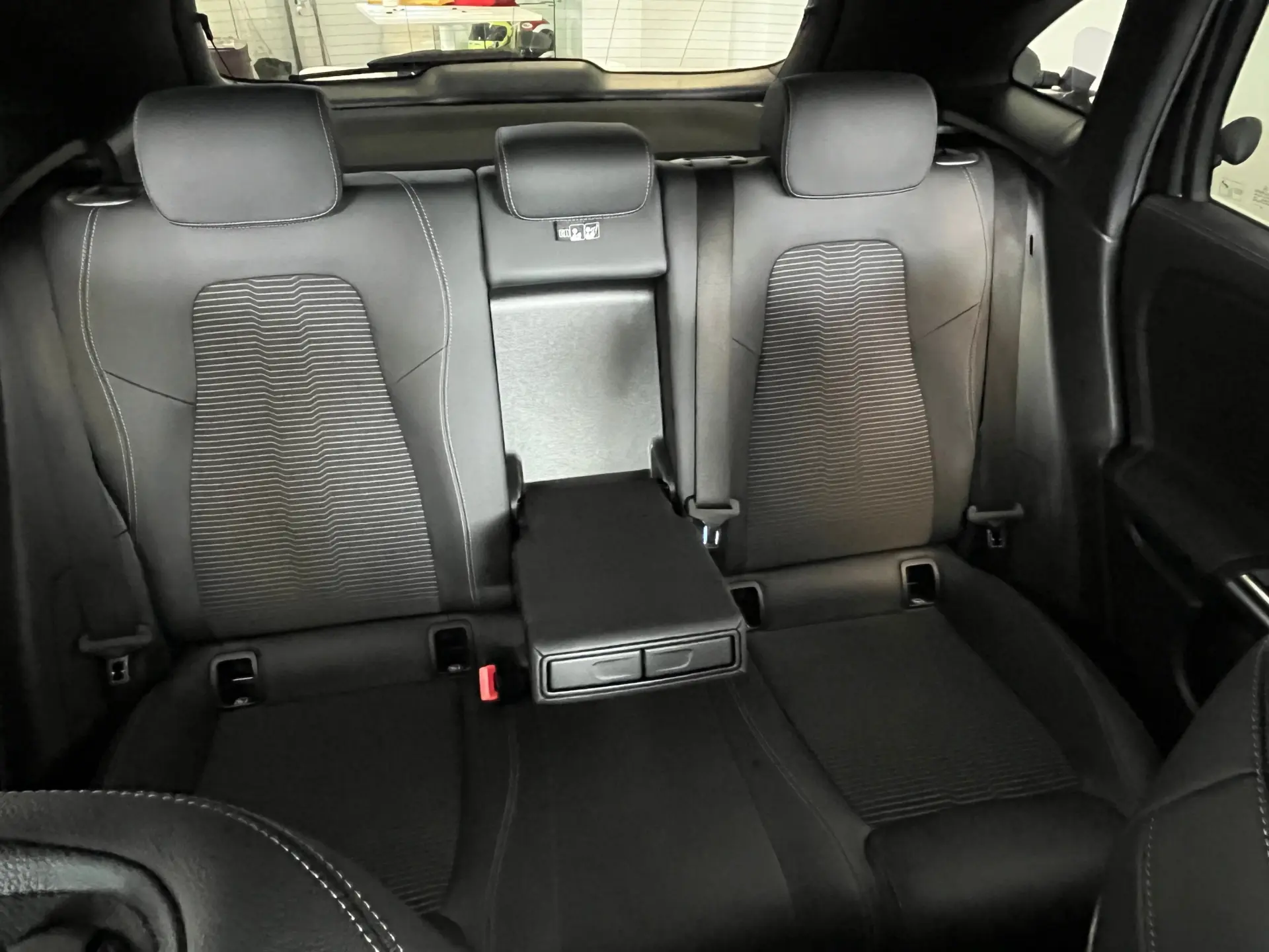 Mercedes-Benz EQA 250 Progressive 26