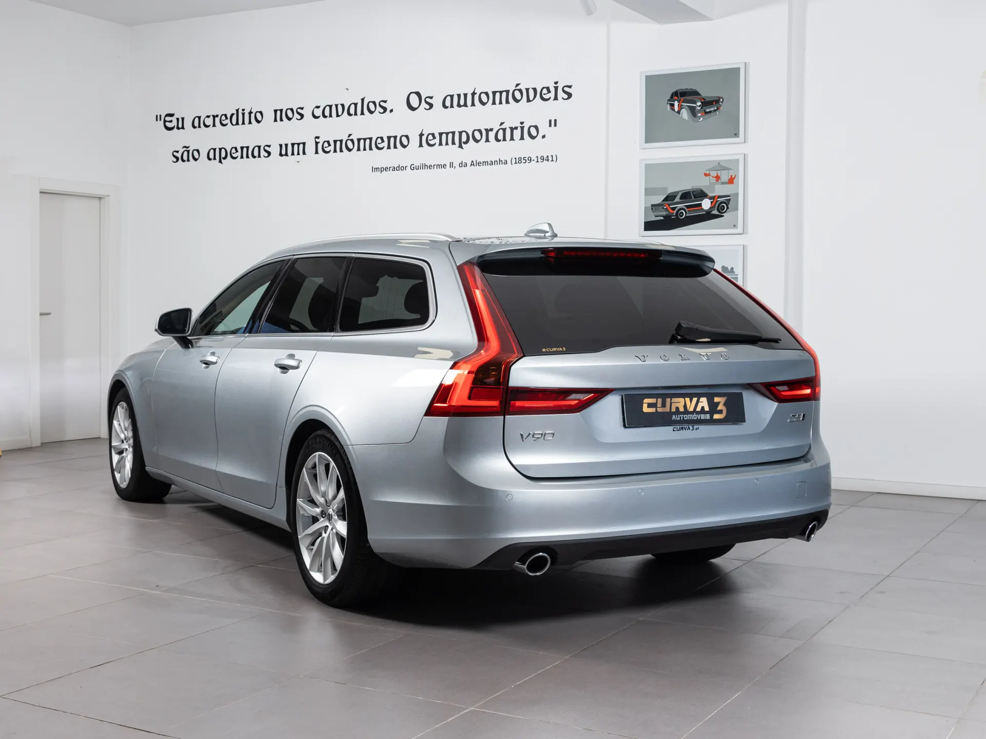 Volvo V90 2.0 D5 Momentum AWD Geartronic 2