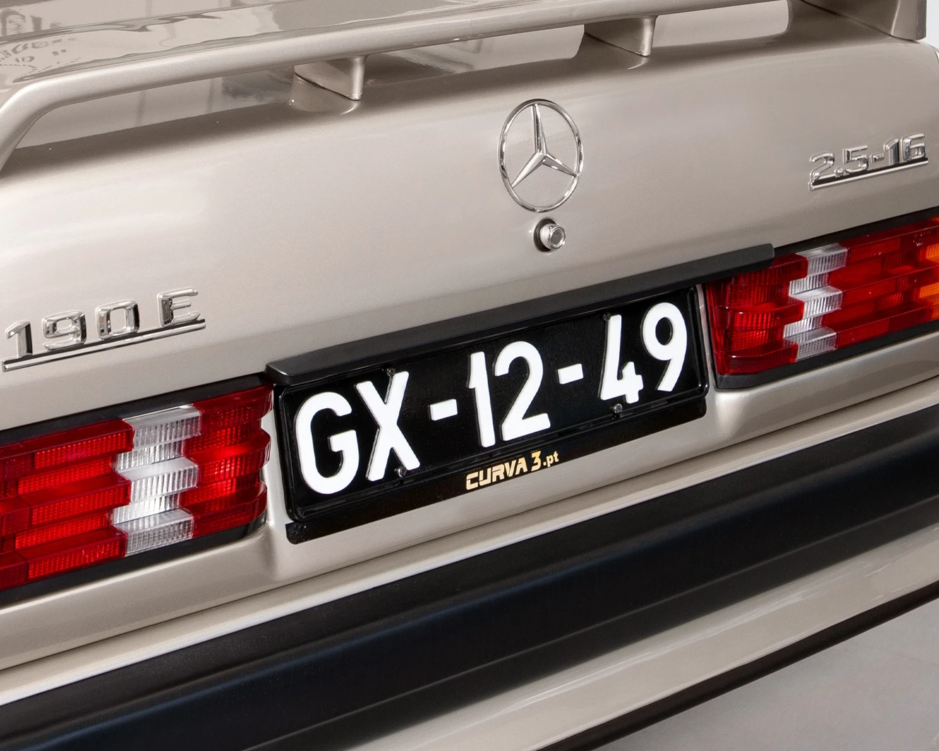 Mercedes-Benz 190 E 2.5-16v 5