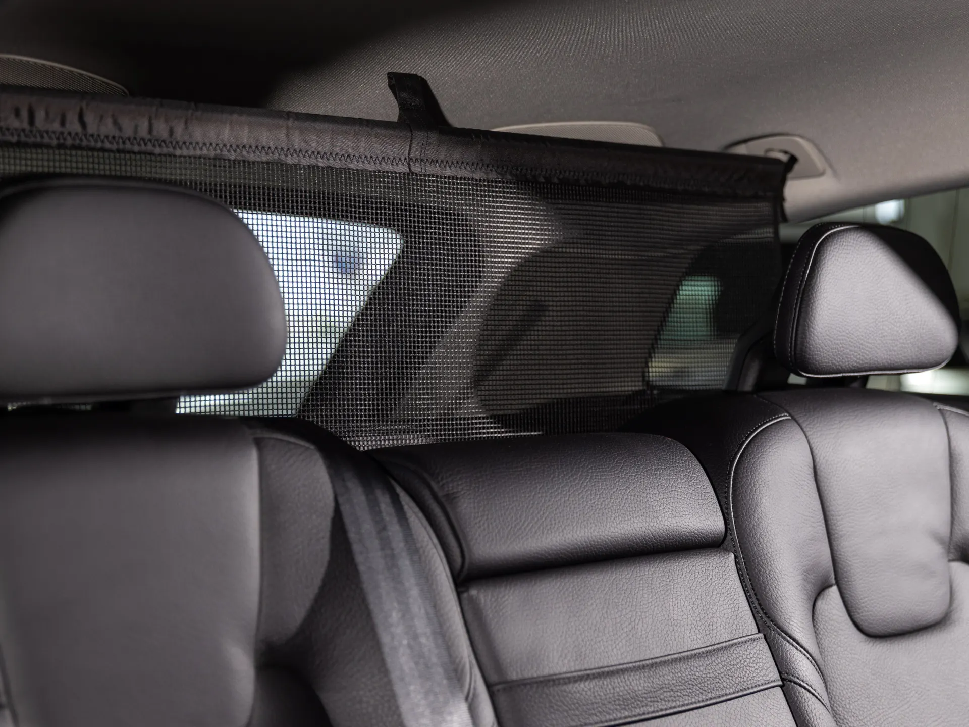 Volvo V90 2.0 D5 Momentum AWD Geartronic 17