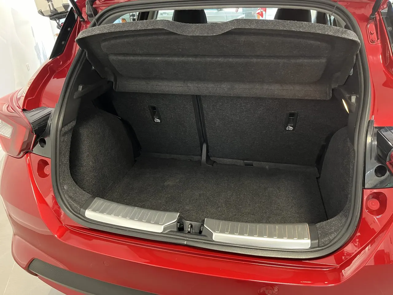 Nissan Micra 1.0 IG-T N-Connecta 11