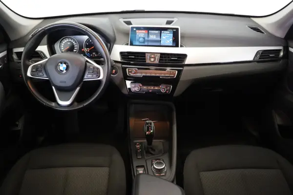 BMW X1 16 d sDrive Advantage Auto 5