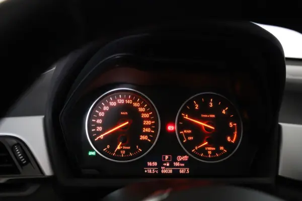 BMW X1 18 d sDrive Auto Advantage 36