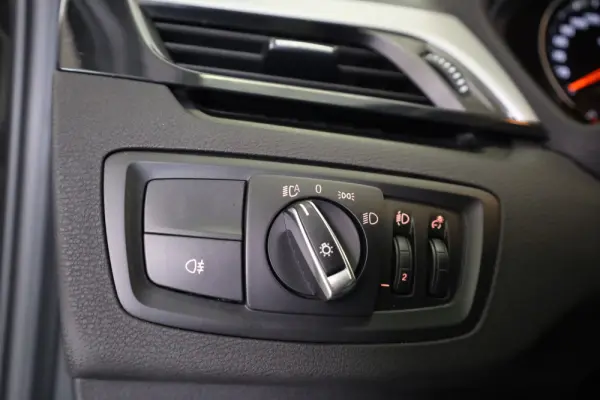 BMW X1 16 d sDrive Advantage Auto 47