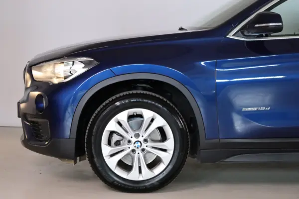 BMW X1 18 d sDrive Auto Advantage 10