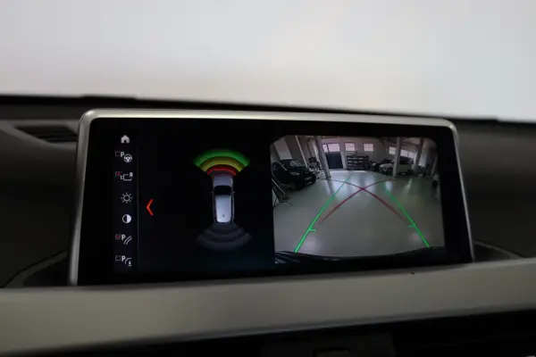 BMW X1 16 d sDrive Advantage Auto 37