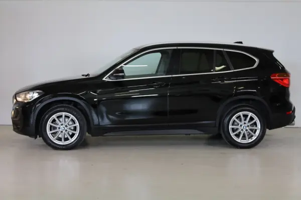 BMW X1 16 d sDrive Advantage Auto 4