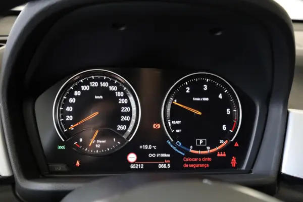 BMW X1 16 d sDrive Advantage Auto 23